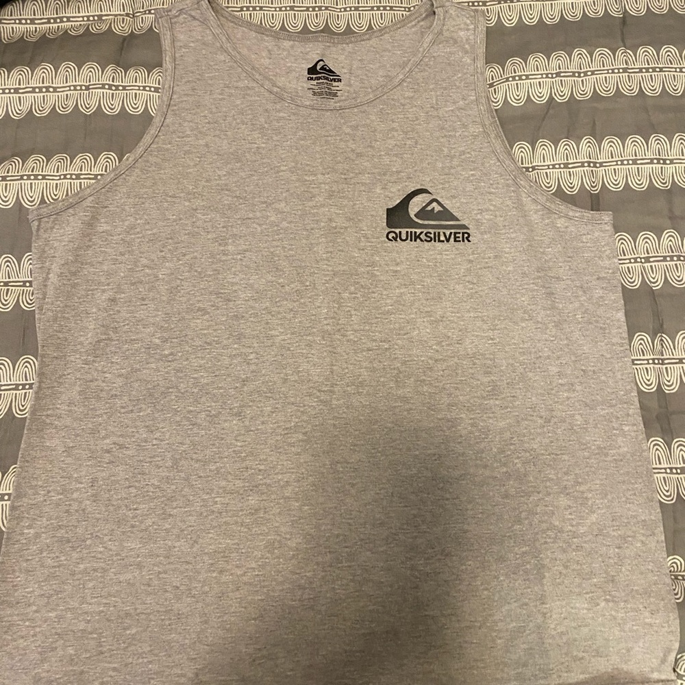 Quicksilver gray tank